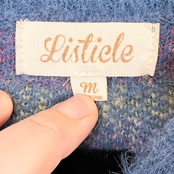 Listiele Women's Blue Pink Heart Love Crew Neck Pullover Cropped Sweater Medium - Picture 7 of 8